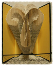 Load image into Gallery viewer, Signs of the zodiac :: Your Horoscope in a book