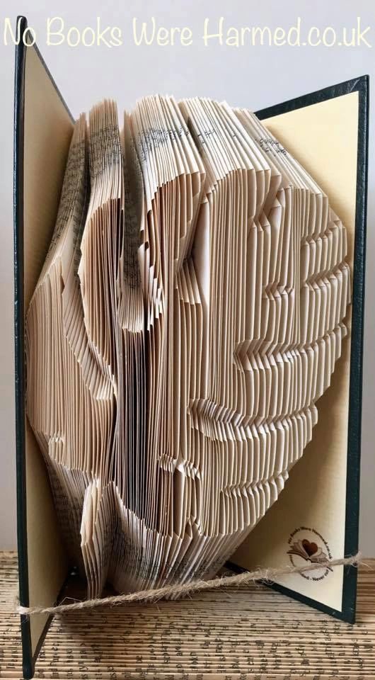 Monstera Leaf : : Swiss Cheese Plant hand folded, never cut, designer made  book art sculpture – nobookswereharmed.co.uk