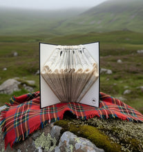 Load image into Gallery viewer, Sassenach
